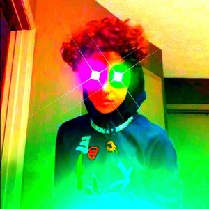 Meet your Posher, Amari